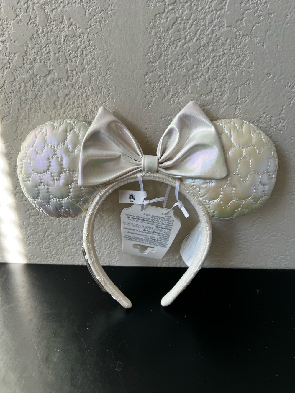 Disney Parks Loungefly Minnie Mouse Quilted White Iridescent Ears Headband NWT